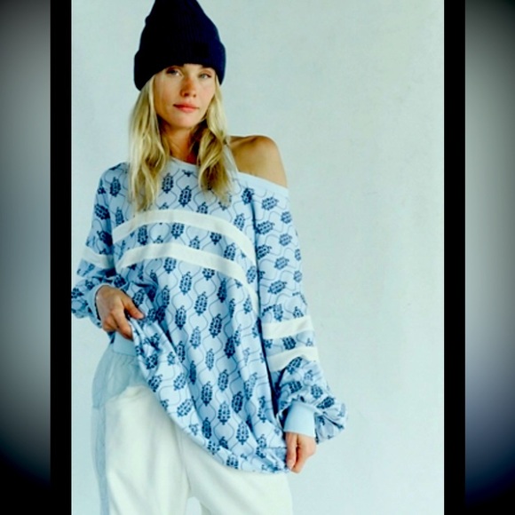 Blue Patterned logo Post Up Logo Layer | Free People spring oversized sold out M - Picture 1 of 1